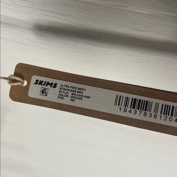 NWT SKIMS Ultra Fine Mesh Strapless Bra in Bronze Size 38C - Picture 5 of 8